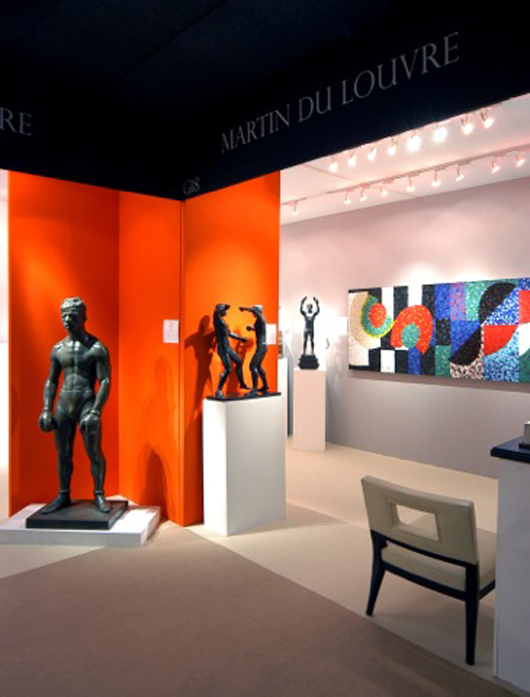 Martin du Louvre's stand at the LAPADA Fair in Berkeley Square from Sept. 21 to 25. Image courtesy LAPADA Fair.